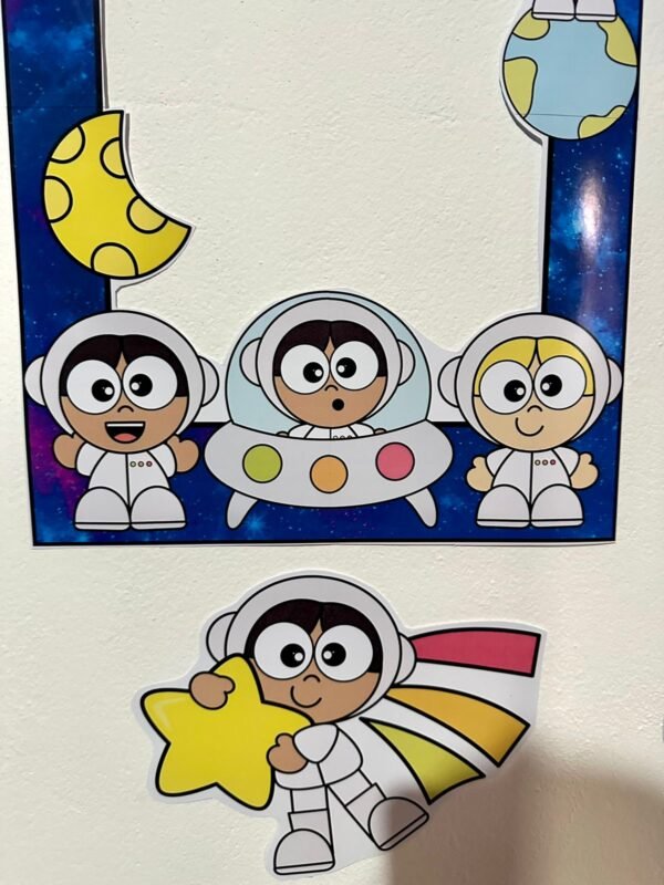 KIT DECORAÇÃO SALA DE AULA ASTRONAUTA - Image 12