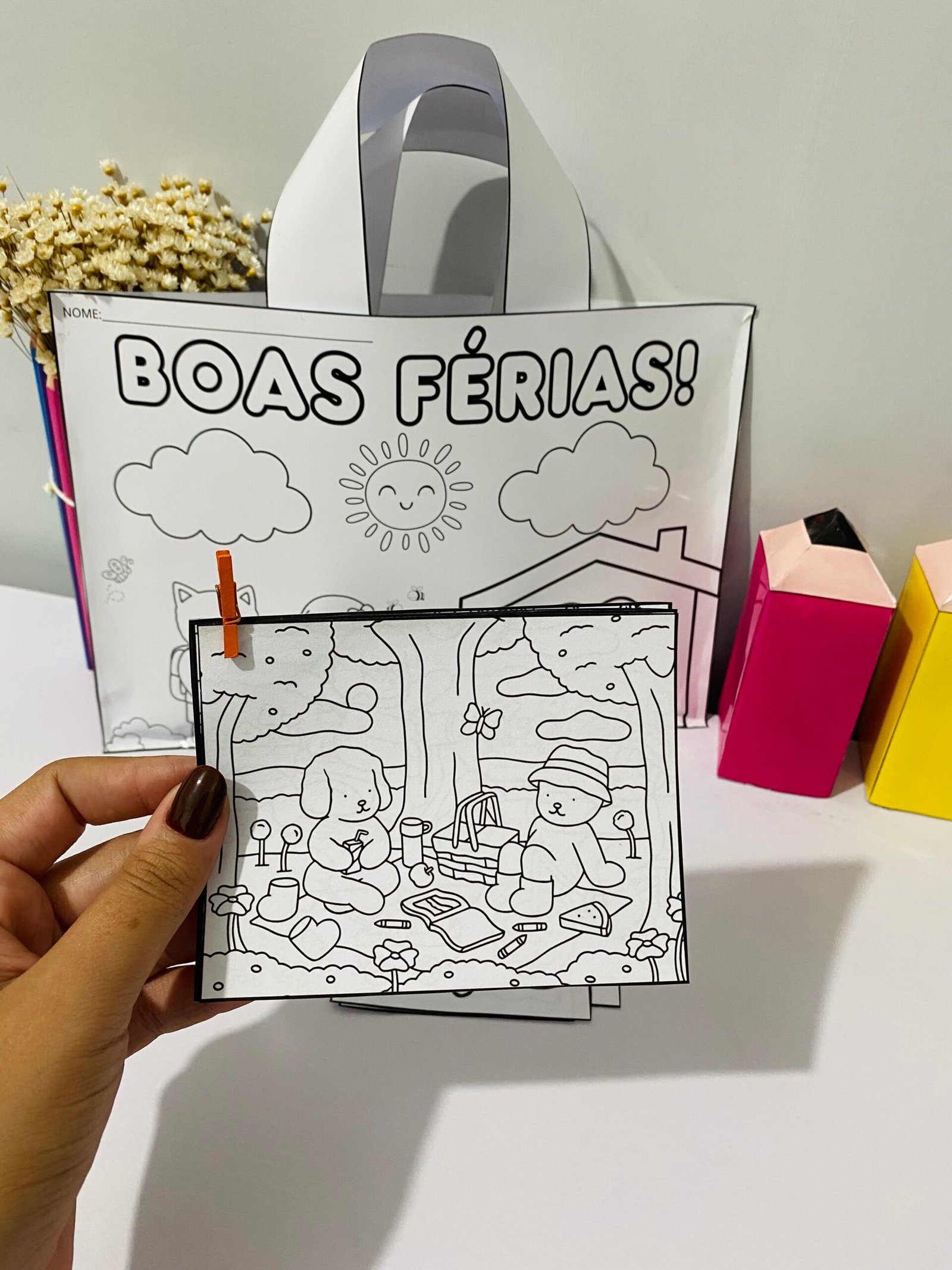 KIT BOBBIE GOODS- BOAS FÉRIAS COM 60 ATIVIDADES PARA COLORIR BOBBIE GOODS - Imagem 2