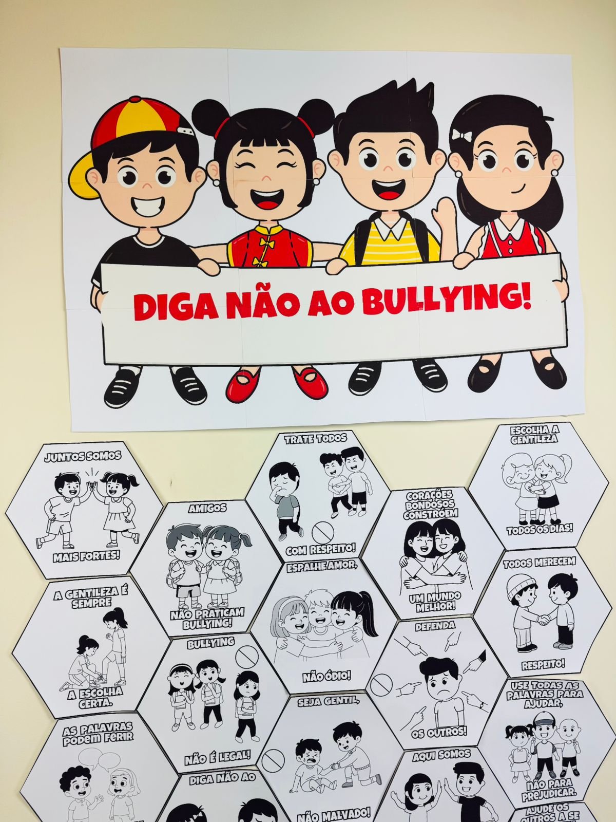 KIT BULLYING- PAINEL COLABORATIVO E LAPBOOK - Imagem 6
